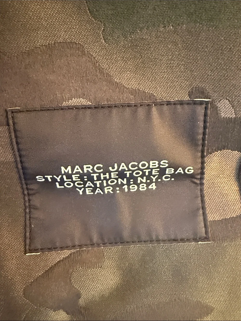 Marc Jacobs structured canvas